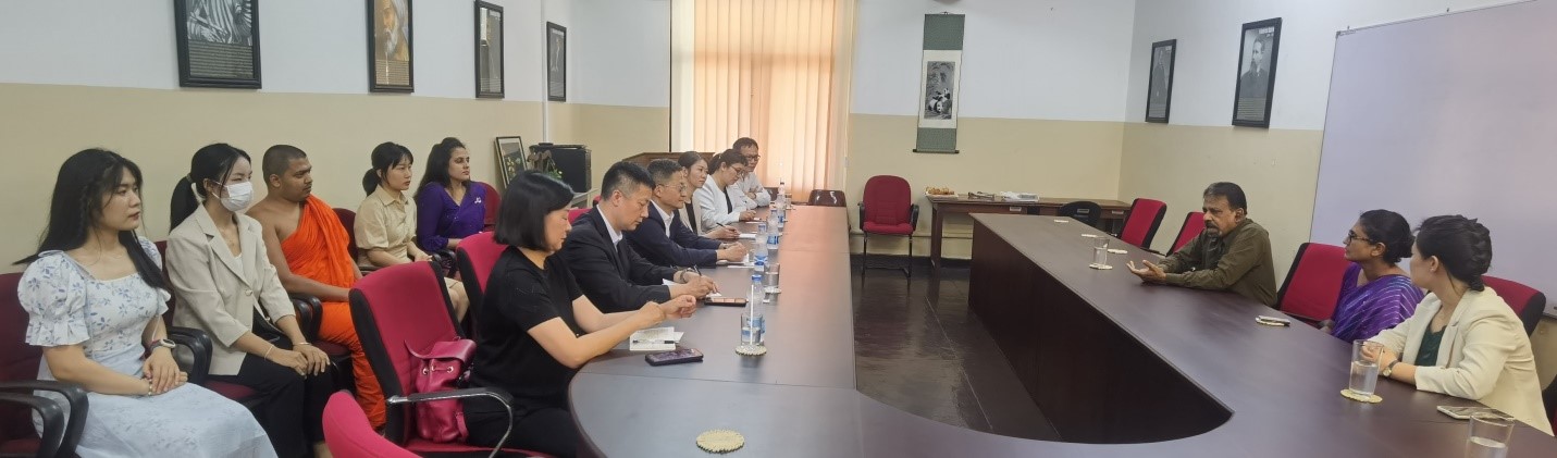Foreign Affairs Office of Yunnan Province visited the Confucius Institute, University of Colombo